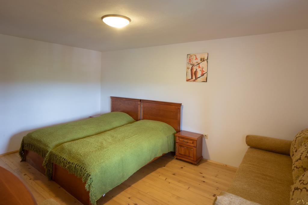 Complex Rayuvski Han Rayuvtsi Extérieur photo