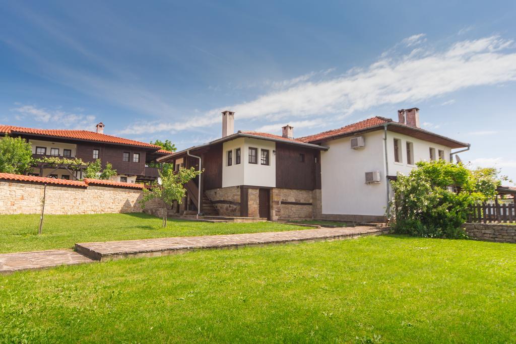 Complex Rayuvski Han Rayuvtsi Extérieur photo