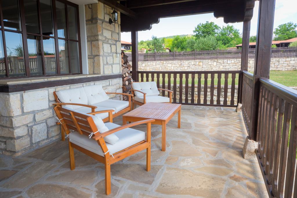 Complex Rayuvski Han Rayuvtsi Extérieur photo