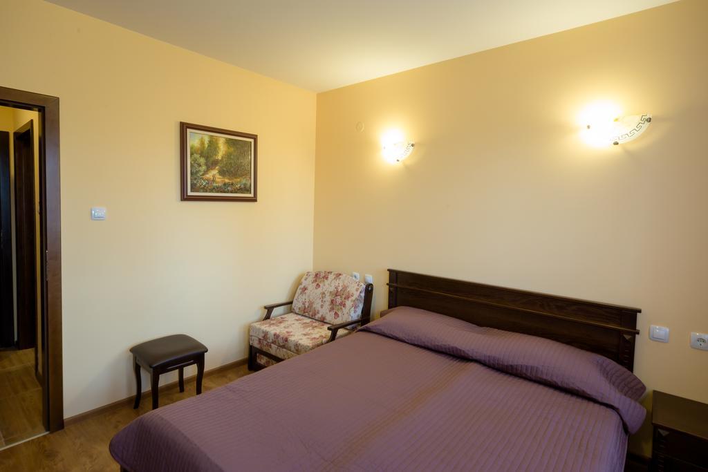 Complex Rayuvski Han Rayuvtsi Extérieur photo