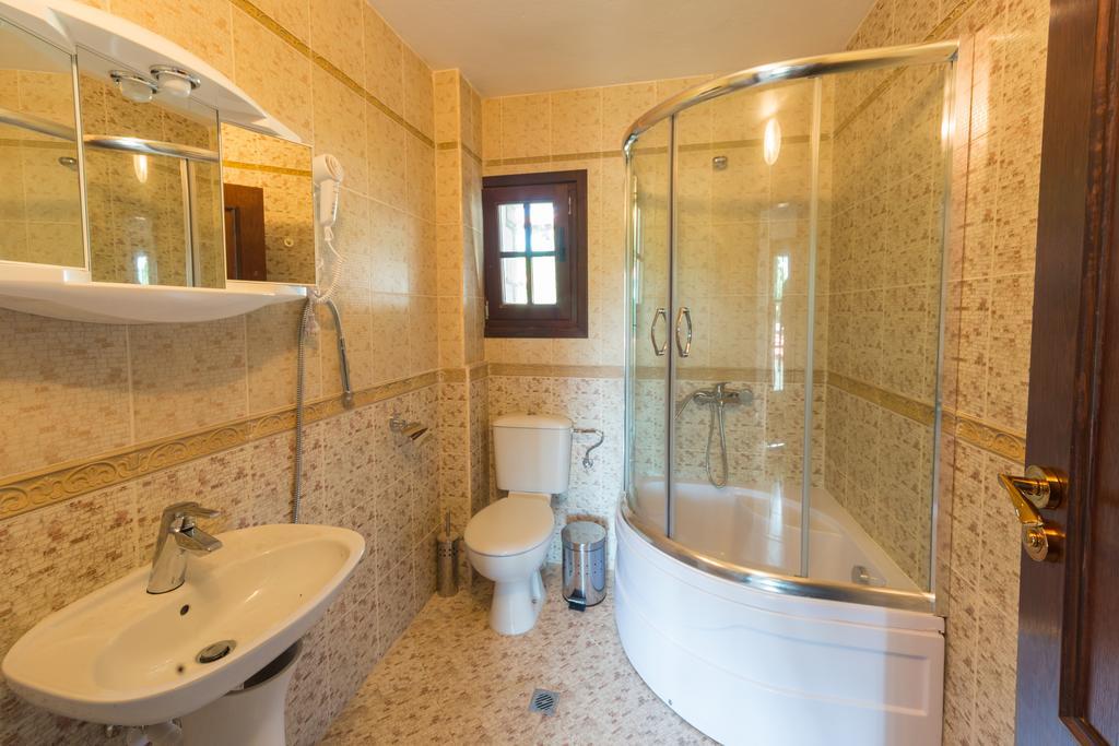 Complex Rayuvski Han Rayuvtsi Extérieur photo