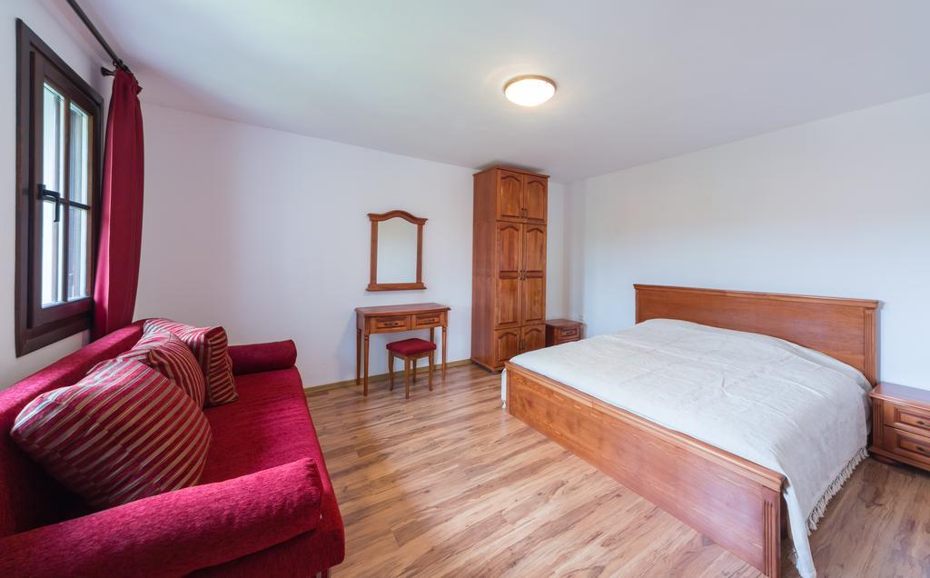 Complex Rayuvski Han Rayuvtsi Extérieur photo