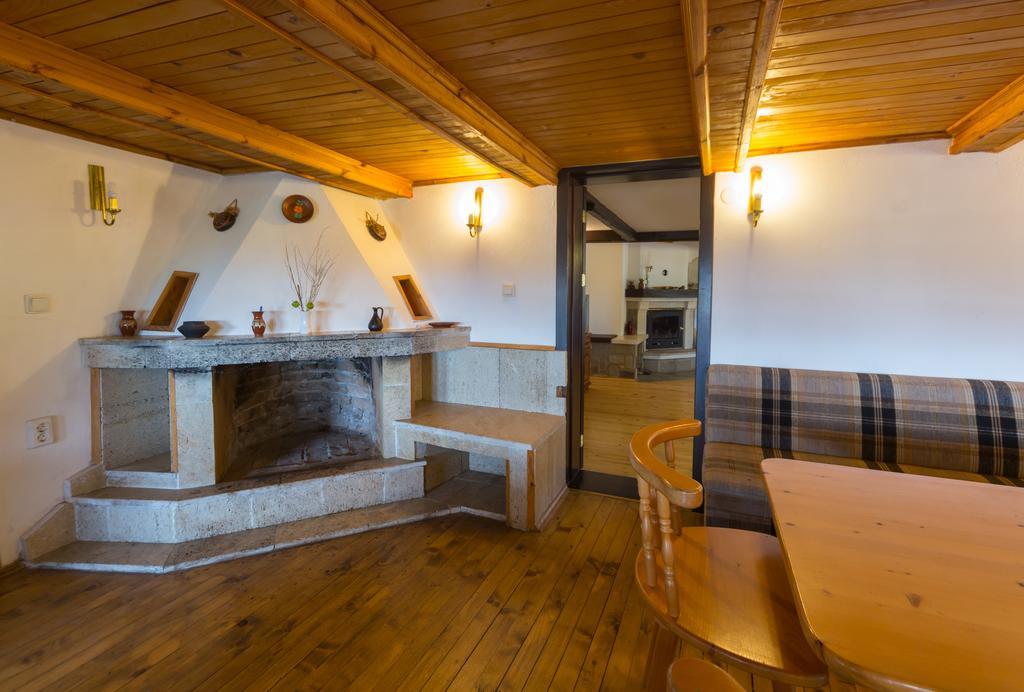 Complex Rayuvski Han Rayuvtsi Extérieur photo