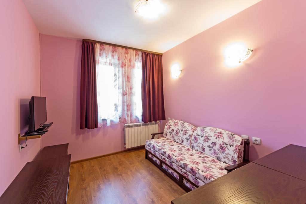 Complex Rayuvski Han Rayuvtsi Extérieur photo