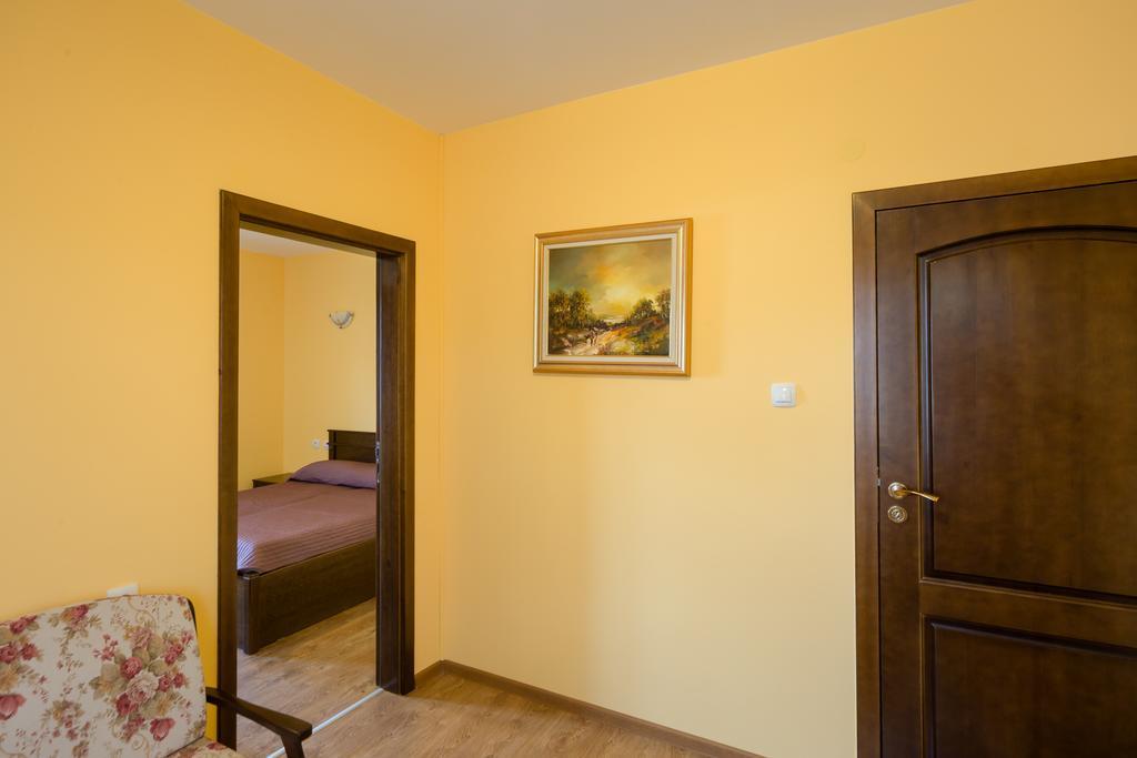 Complex Rayuvski Han Rayuvtsi Extérieur photo