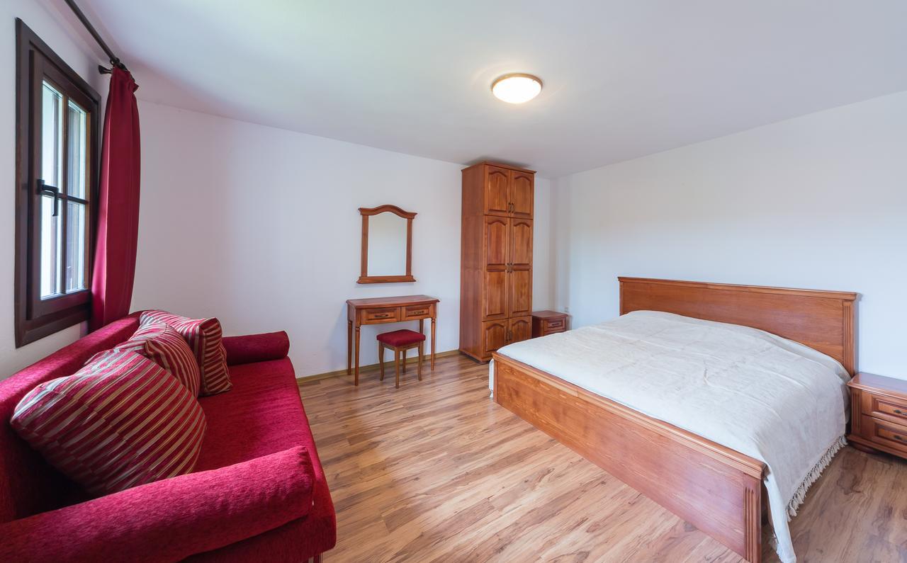 Complex Rayuvski Han Rayuvtsi Extérieur photo