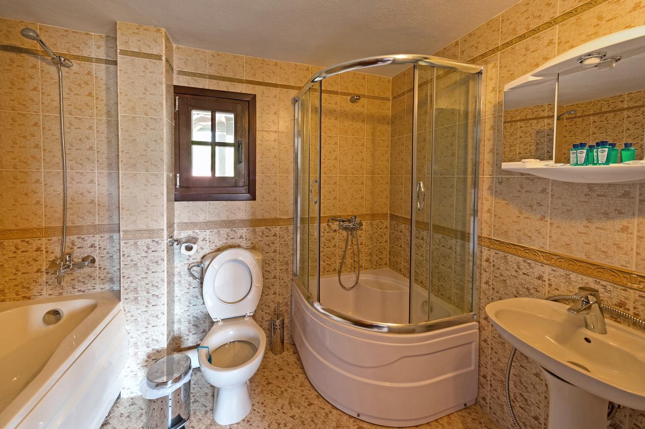 Complex Rayuvski Han Rayuvtsi Extérieur photo