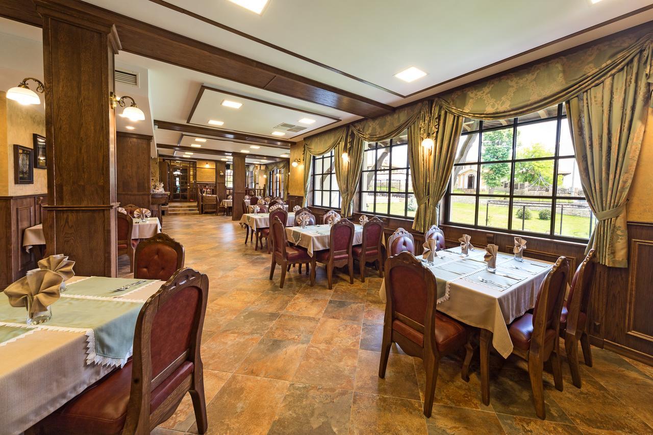 Complex Rayuvski Han Rayuvtsi Extérieur photo